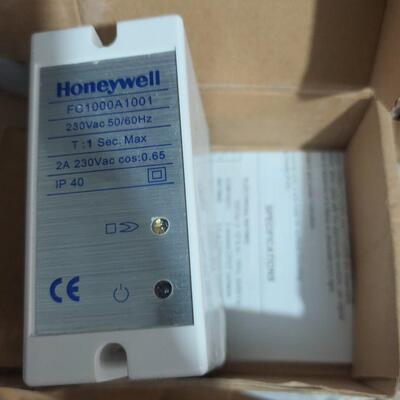 议价FC1000A1001 火焰控制器 工业工控自动化配件维修
