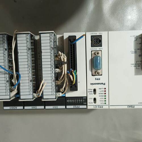 议价FP2-C1 松下PLC PP22 DA4 AD8VI模块维修