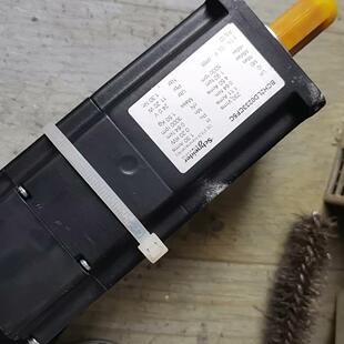 议价BCH2LD0233CF5C 伺服电机 200W 工业自动化配件维修