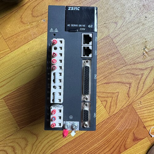 议价ZSD-G2A3215A 伺服驱动器 单驱动 220V工控配件维修