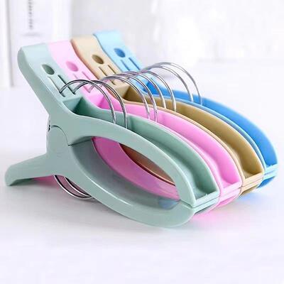 Large plastic clips for sun-drying quilts, windproof and mar
