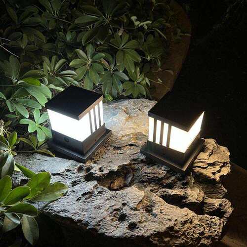 跨境新款太阳能柱头灯 led户外防水花园别墅庭院景观栅栏围墙灯