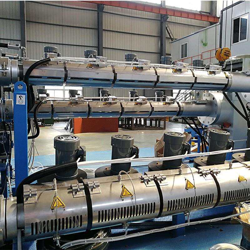 不锈钢注塑机陶瓷加热器厂家220v工业电热圈熔喷布高温陶瓷加热圈