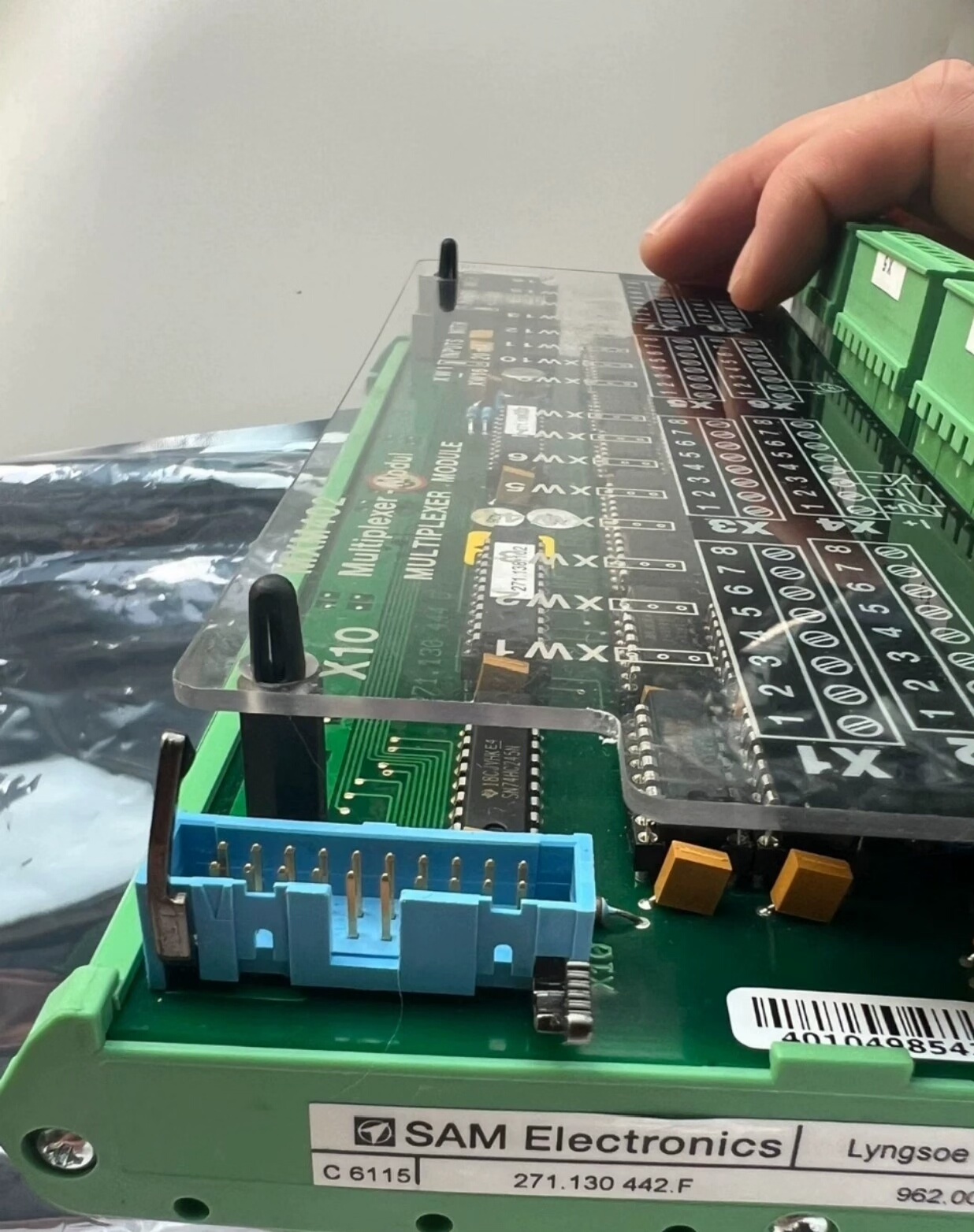 SAM MXM402多路复用器模块，型号271.130.44