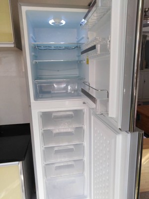 尊贵bcd-251c铜管钢化玻璃冷冻面板选择误区，需要注意这五点