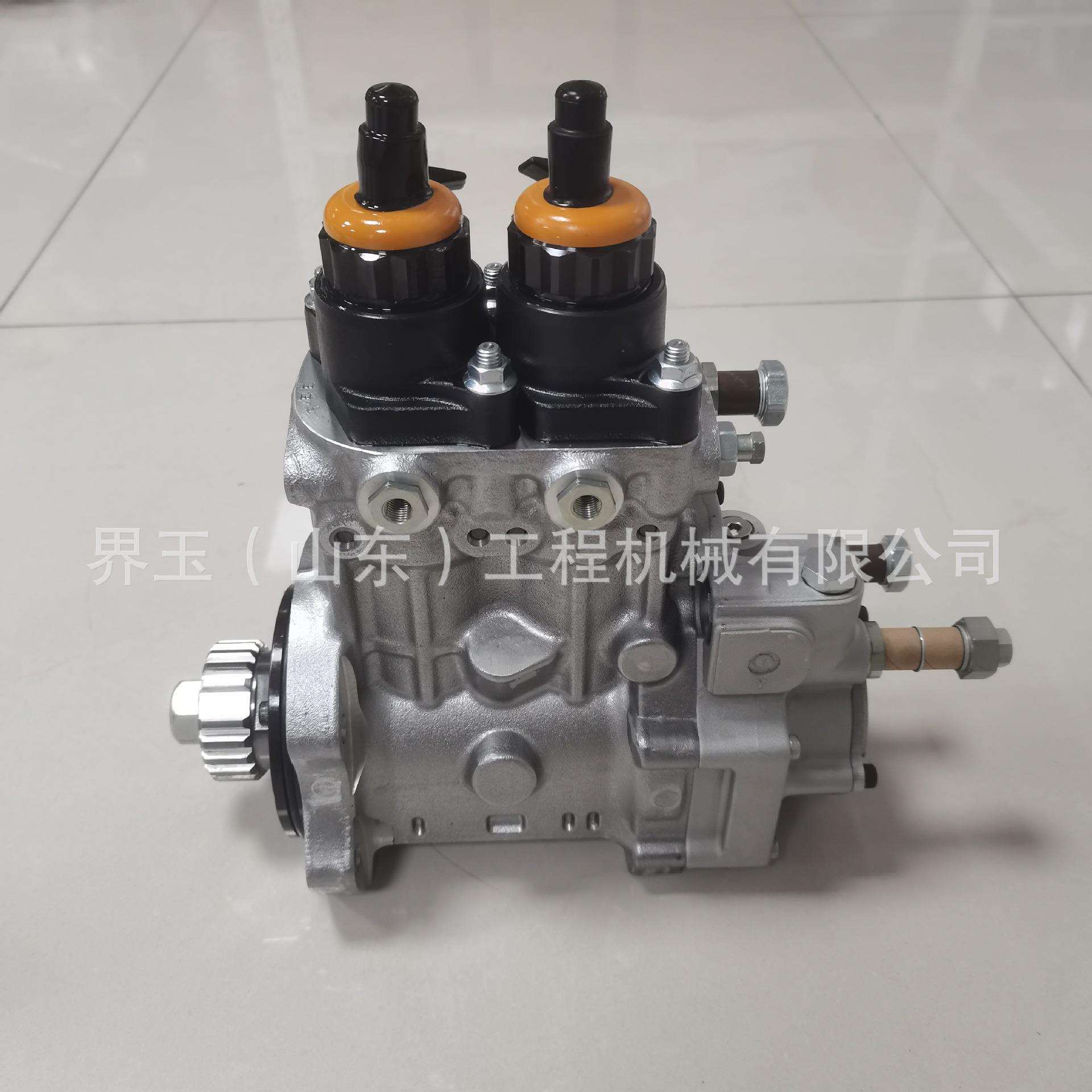 松小PC2000-8挖掘机柴油泵6219-71-1121工程机械配件
