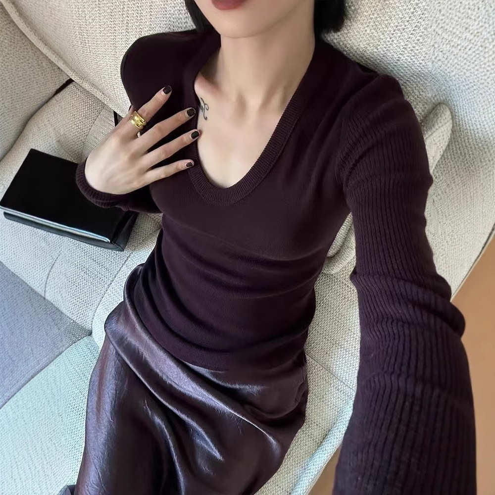 法式内搭紫色U领羊毛针织打底衫女秋冬穿搭短款毛衣修身长袖上衣