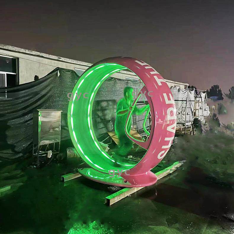 新款静音内嵌灯带大型跑步机娱乐设备 商场新年活动美陈装饰道具