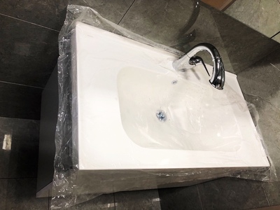 摩恩浴室柜怎么样?选购的哪些心酸事