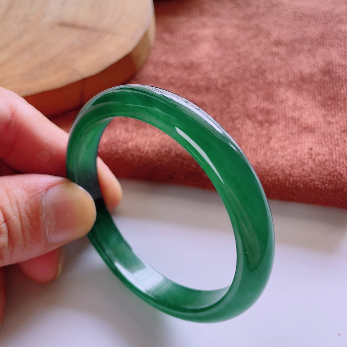 55圈口天然真品翡翠正品 冰水润冰透气质细腻冰蓝水满色正圈手镯