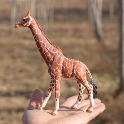 Realistic Giraffe Figurines with Giraffe Cub Safari Animals