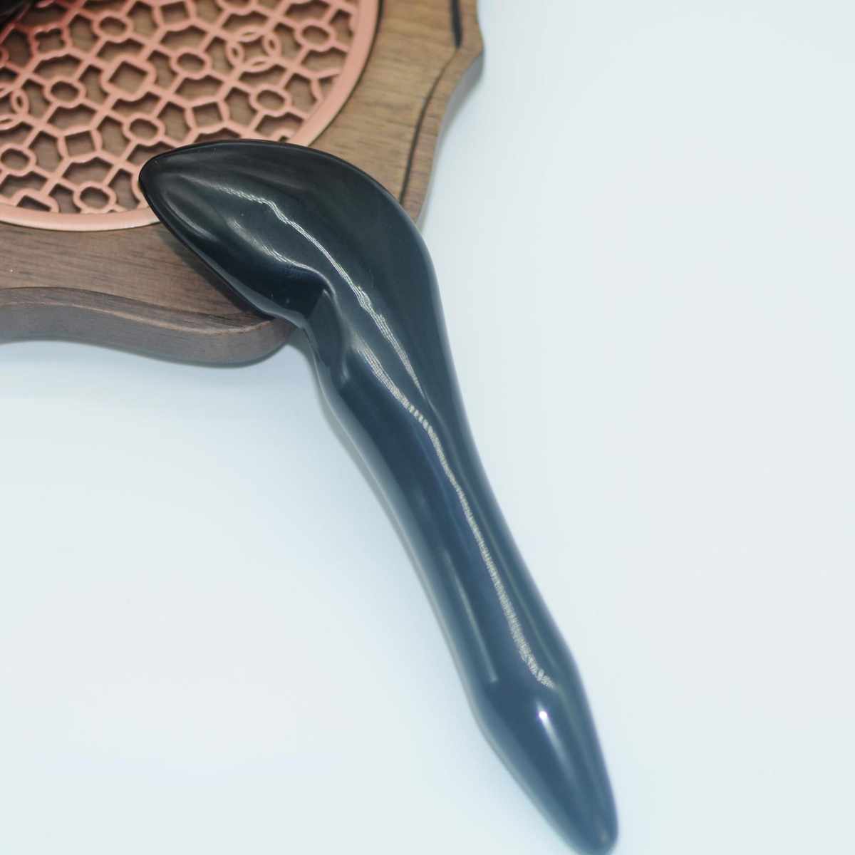 天然黑牛角刮痧梳子加厚全身部刮痧板梳养生美容院专用