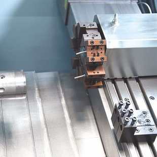 46刀塔数控车床带Y轴机械车铣复合数控机床精密排刀机仪表车