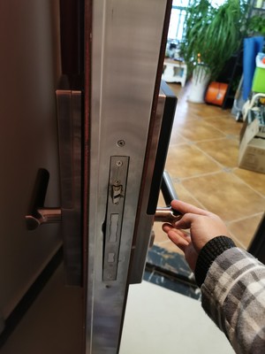 吾爱吾家指纹锁怎么样?用户说很垃圾?