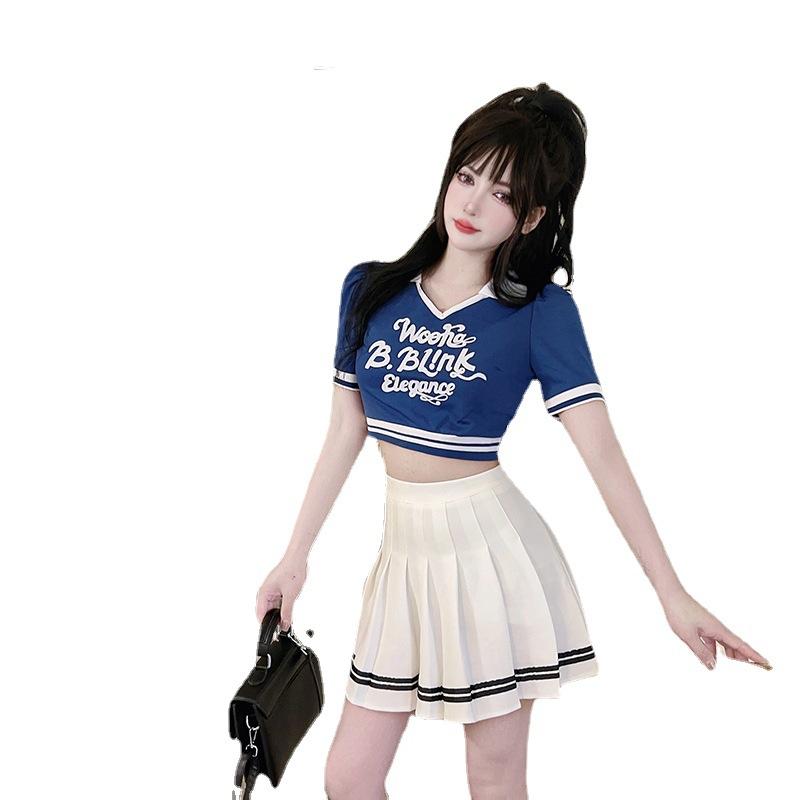 实拍学院风套装短袖V领撞色上衣