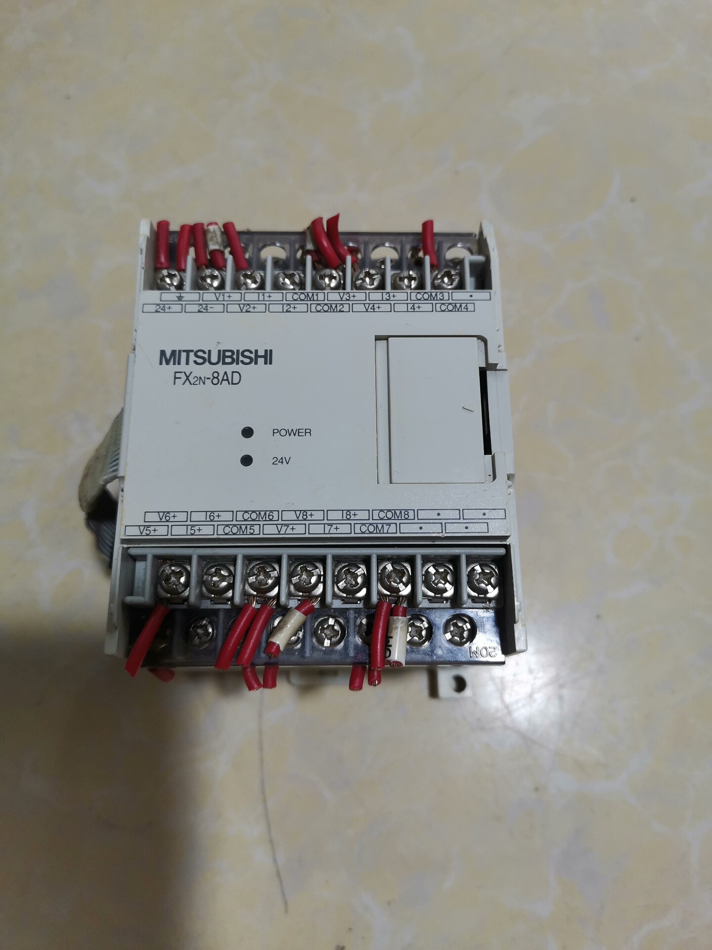 FX2N-8AD拆机三菱模块，成色如图，质量包好