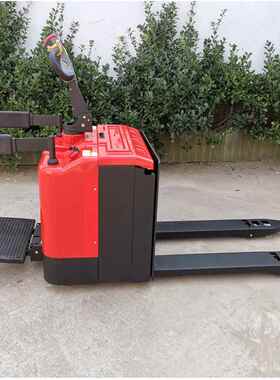 意姆站驾YM03B316式电电动搬运可定5吨8吨牛10吨2吨3吨动地车带踏