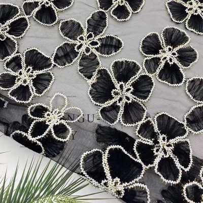 厂家直销 新款高档网纱绳绣五叶梅 蕾丝花边面料 盘带花刺绣布料