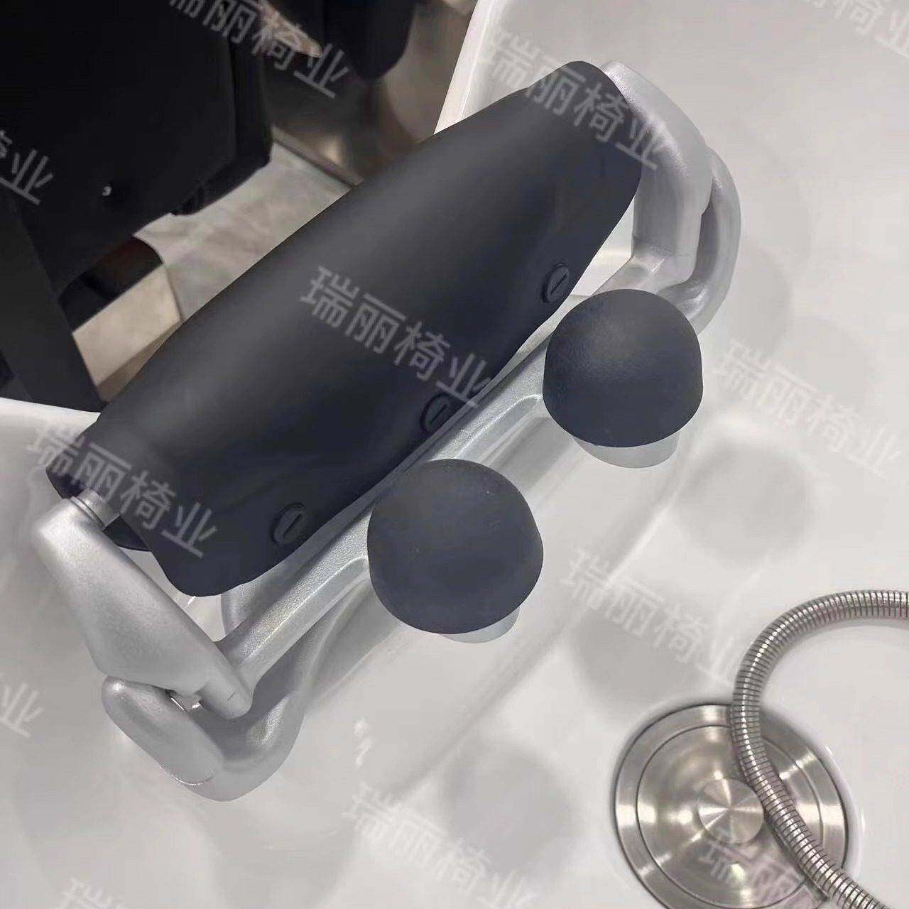 理髲店冲水床专用洗头槽头枕配件美发店日式矽胶头枕按摩圆球配件