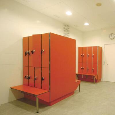 储物柜HPL桑拿房储物柜抗倍特板高压积层酚醛树脂板健身房柜子