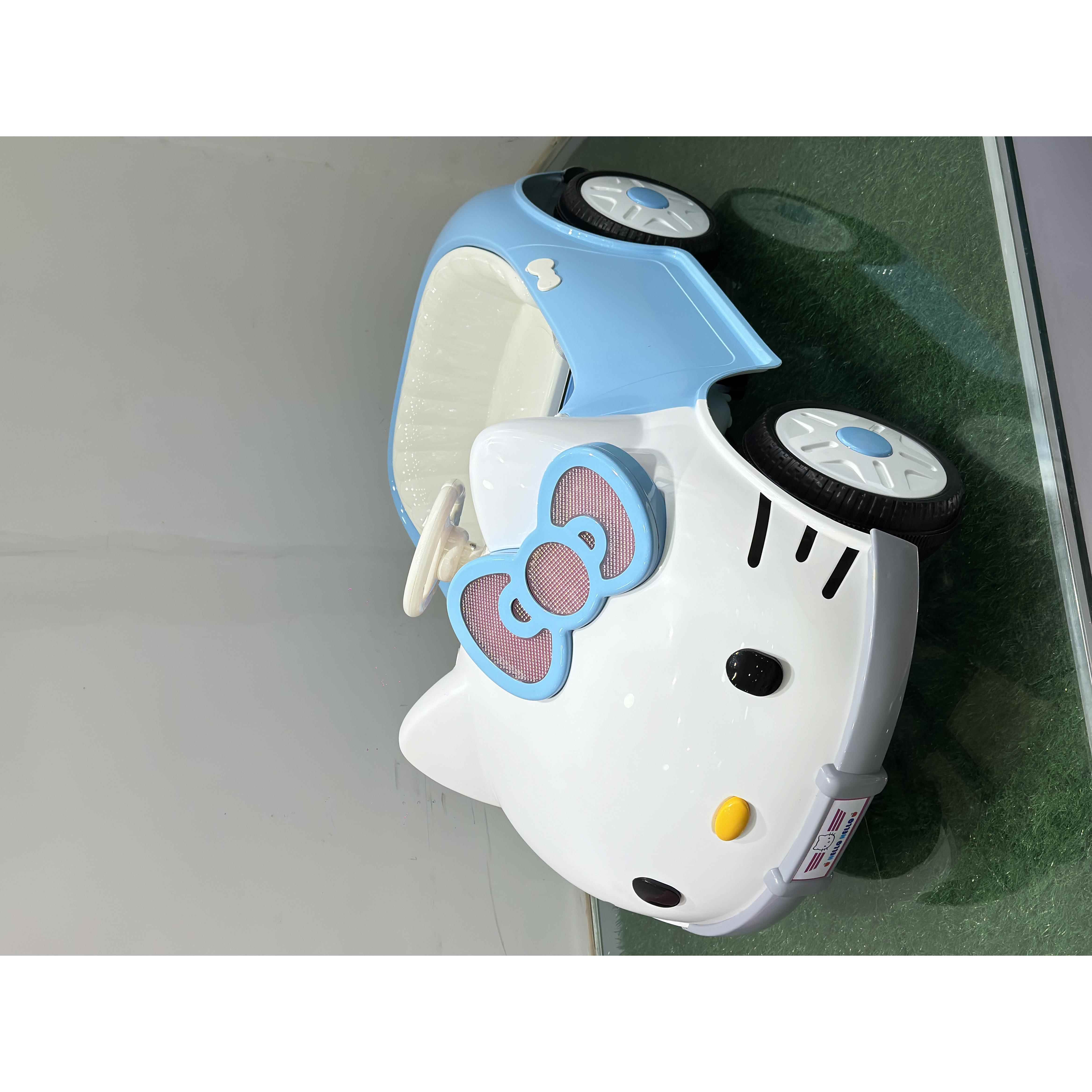 正品儿童电动车遥四轮带控粉色KT猫汽车玩可坐人小孩摇具摆童车宝