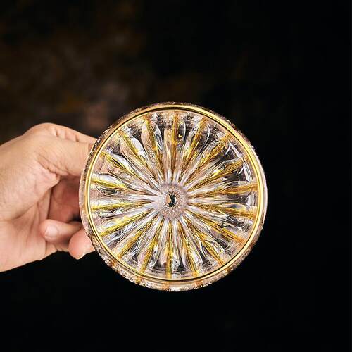 2022新款轻奢描金红酒杯欧式复古收腰高脚杯家用手工彩绘酒樽套装