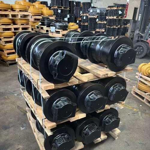 厂家供应PC450-6挖掘机引导轮 支重轮 四轮一带及配件