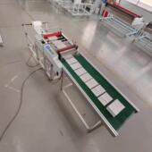 全自动裁膜气泡pet无纺布切割机机不干胶膜皮革切机pvc切膜膜电脑