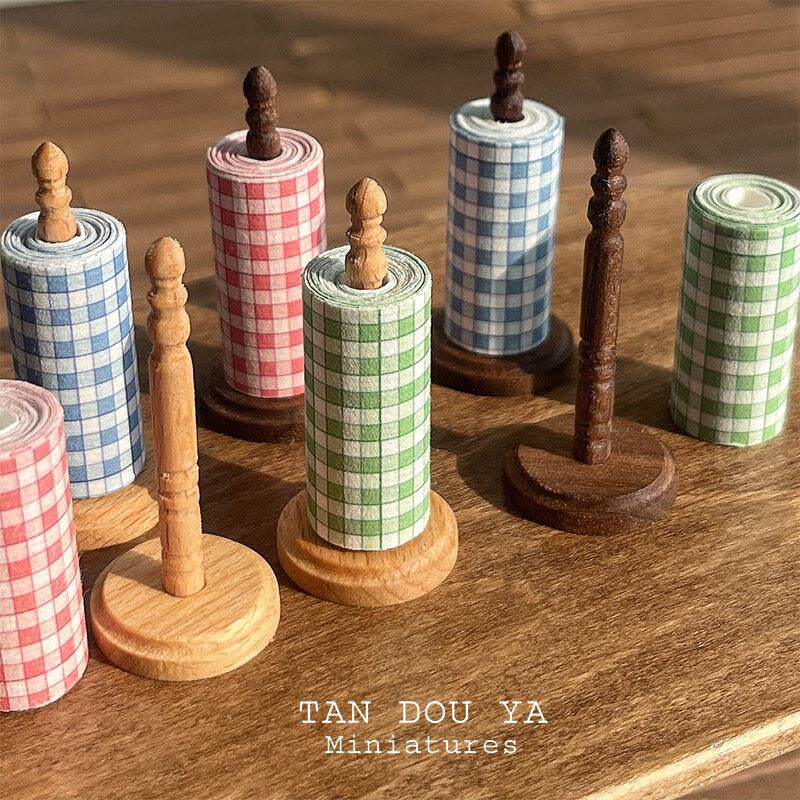 微缩食玩迷你厨房纸巾架子挂架立式卷纸架bjd dollhouse道具
