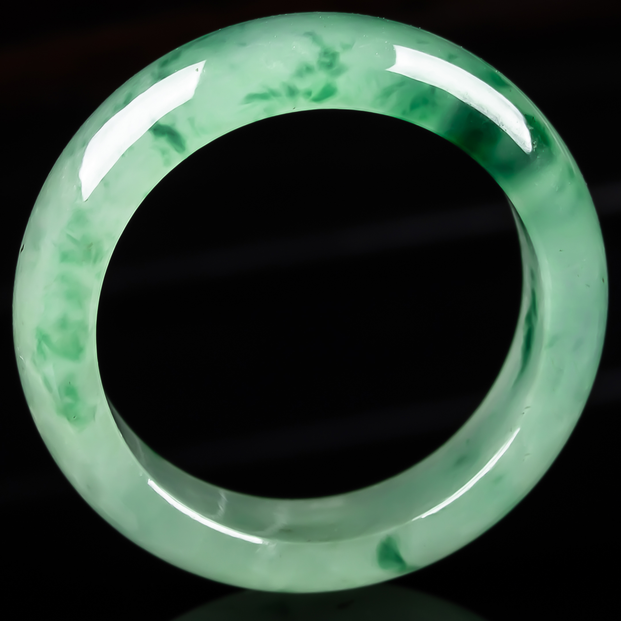 天然缅甸翡翠男女正品冰润飘花环形素面戒指3.42g内径18.5mm