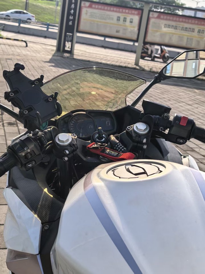 4月23日重庆市21年上牌川崎Ninja400摩托车手续齐全可过户网络拍卖公告