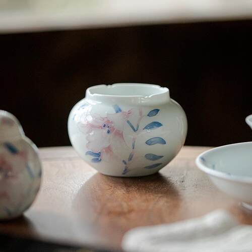 弥言有田烧手绘百合建水家用茶渣缸笔洗创意陶瓷水盂水洗茶道配件
