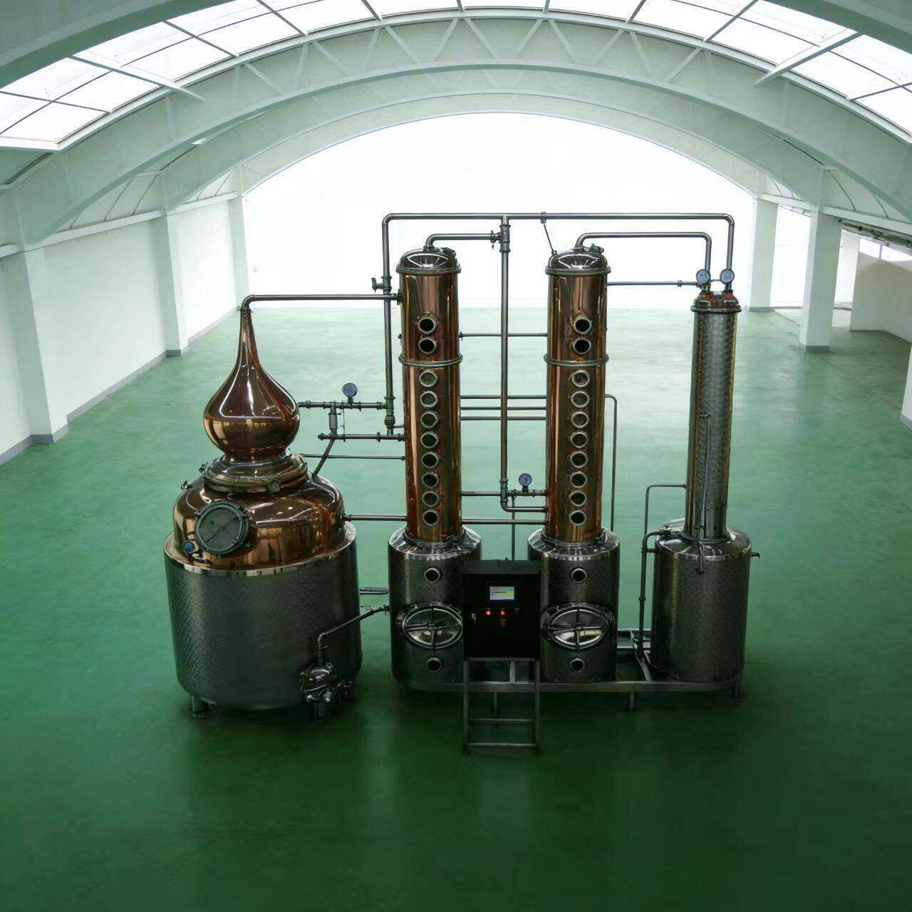 全自动2000升塔式酿酒设备 威士忌酿酒设备 朗姆酒蒸馏器尺寸定制
