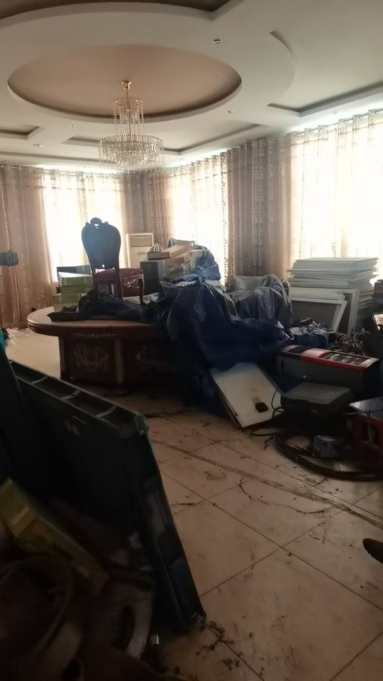 1月6日石嘴山工程公司部分破产财产网络拍卖公告