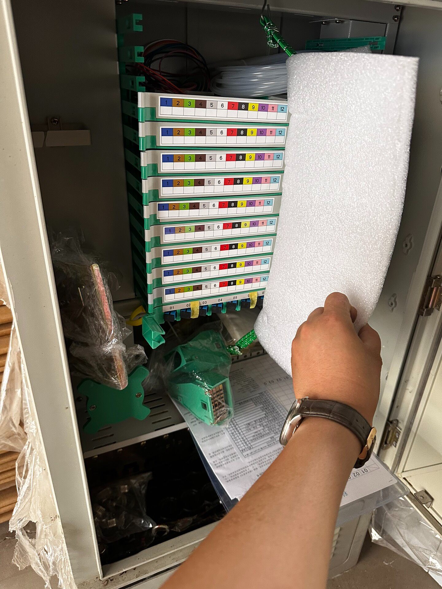 落地 免跳结构 光交箱 需要的联系 工程剩余 价格便宜 满配