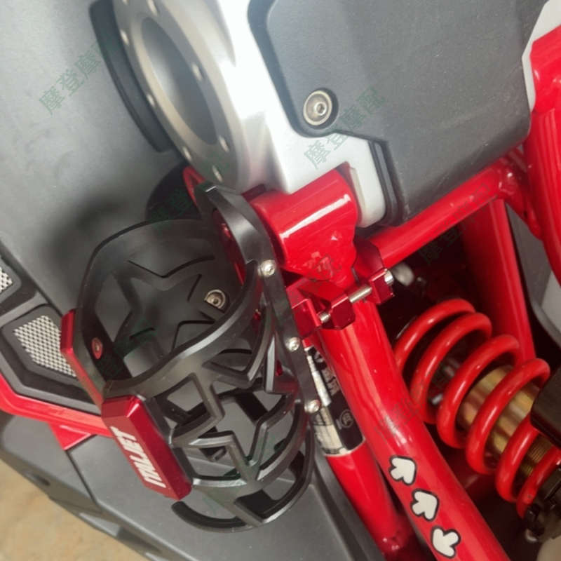 适用意塔杰特Dragster200踏板摩托车架保险护杠改装水杯壶瓶支架