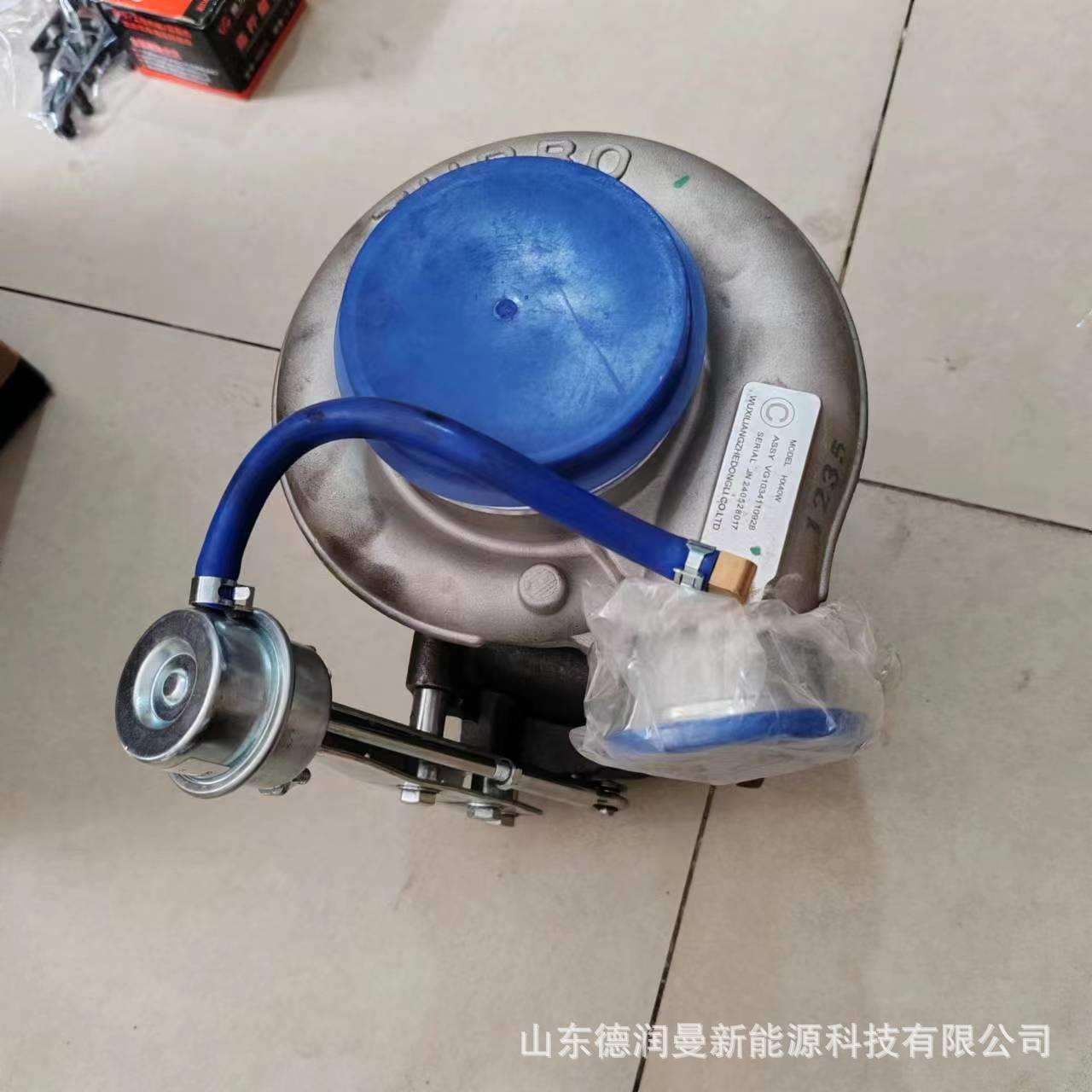 使用于 重汽豪沃 废弃涡轮增压器 型号1008574855