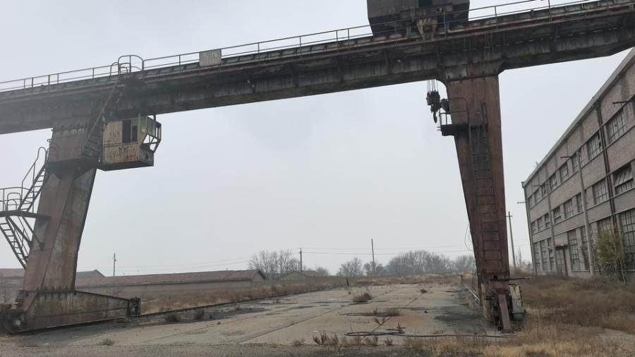 1月1日石嘴山机器设备（车床、起重机、焊机等），老旧设备、多厂家生产网络拍卖公告