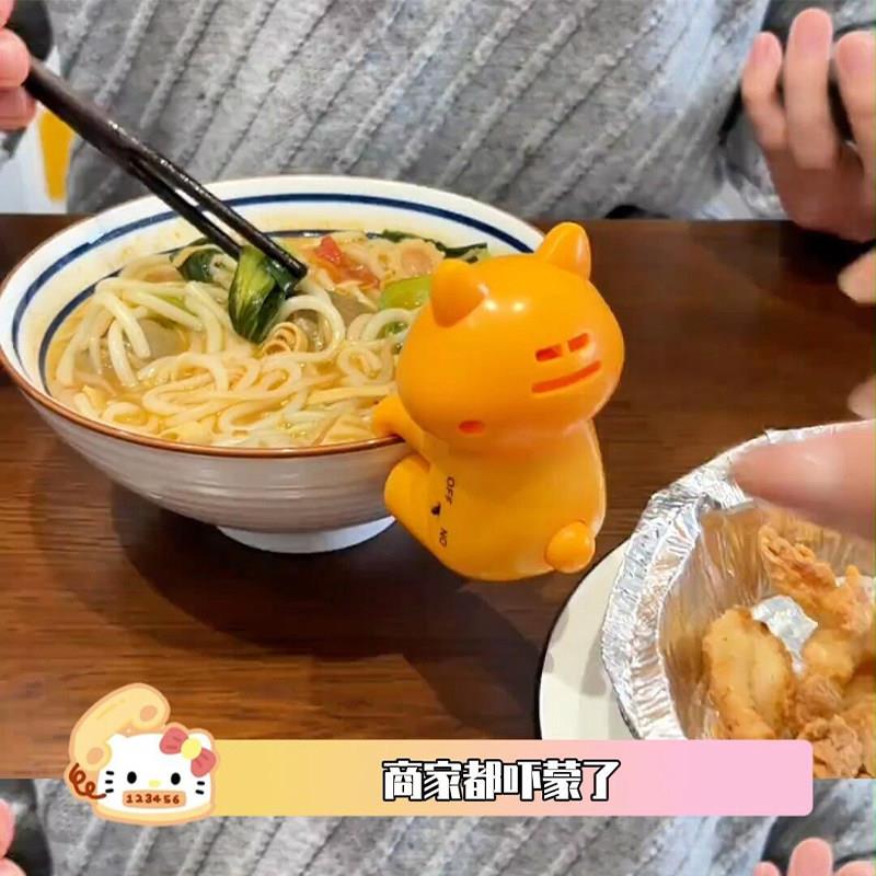 【小狗饭搭子】夏天吃饭防烫神器吹饭便携式风扇挂水杯碗边吹热汤
