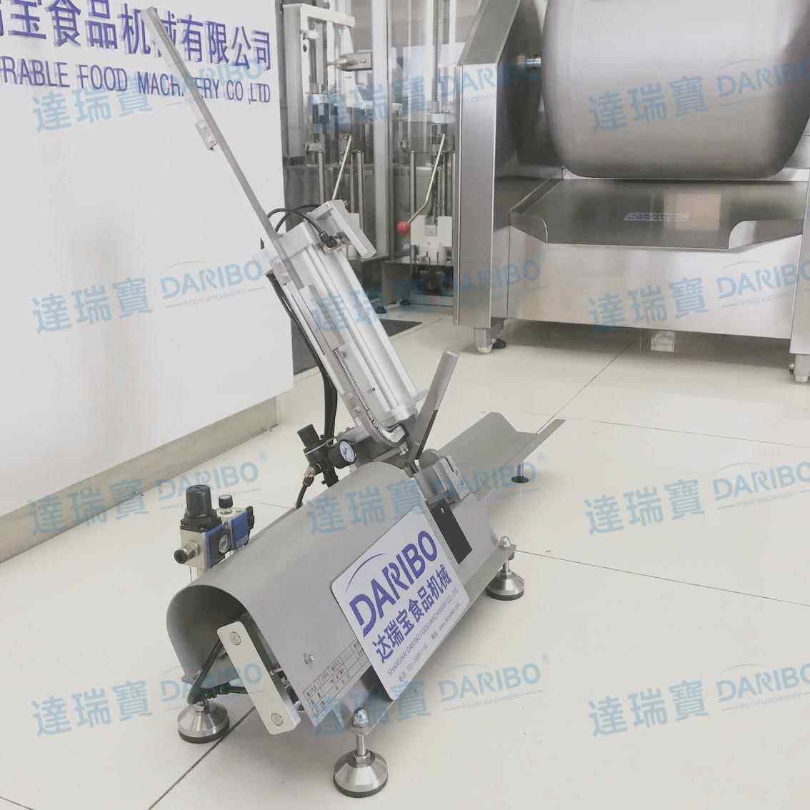 r肉卷成型拉紧打卡机 台式火腿肠腊肠卡扣机 肉卷打结机