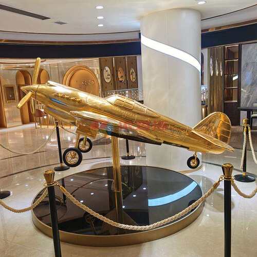 深圳市依塔斯深渊产业园玻璃钢黄金飞机雕塑展览馆仿真模型飞机
