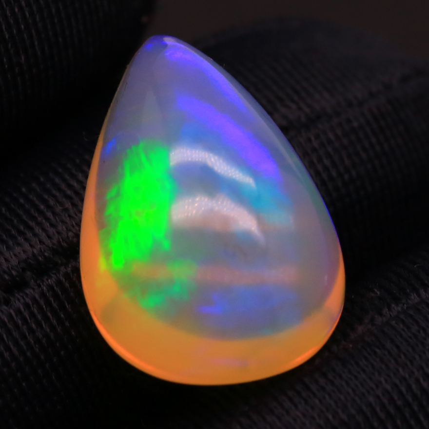 10.85ct收藏级老矿七彩天然水晶欧泊戒面裸石水滴贵宝带国检证书