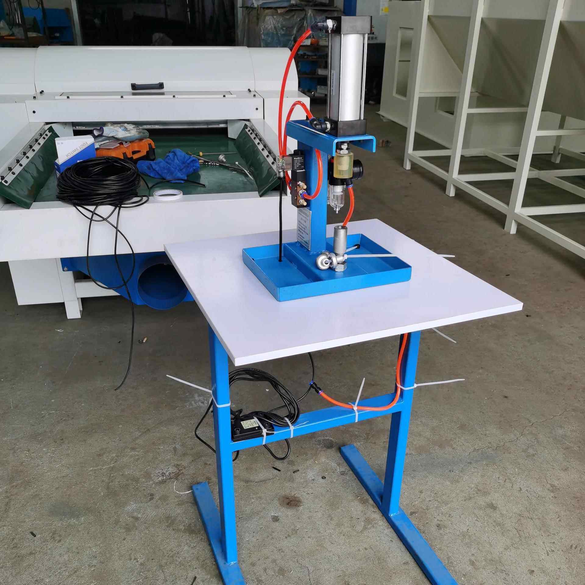 绒毛玩具打眼机 气LKDY-01压装子眼睛玩具眼鼻机 玩装具鼻眼机