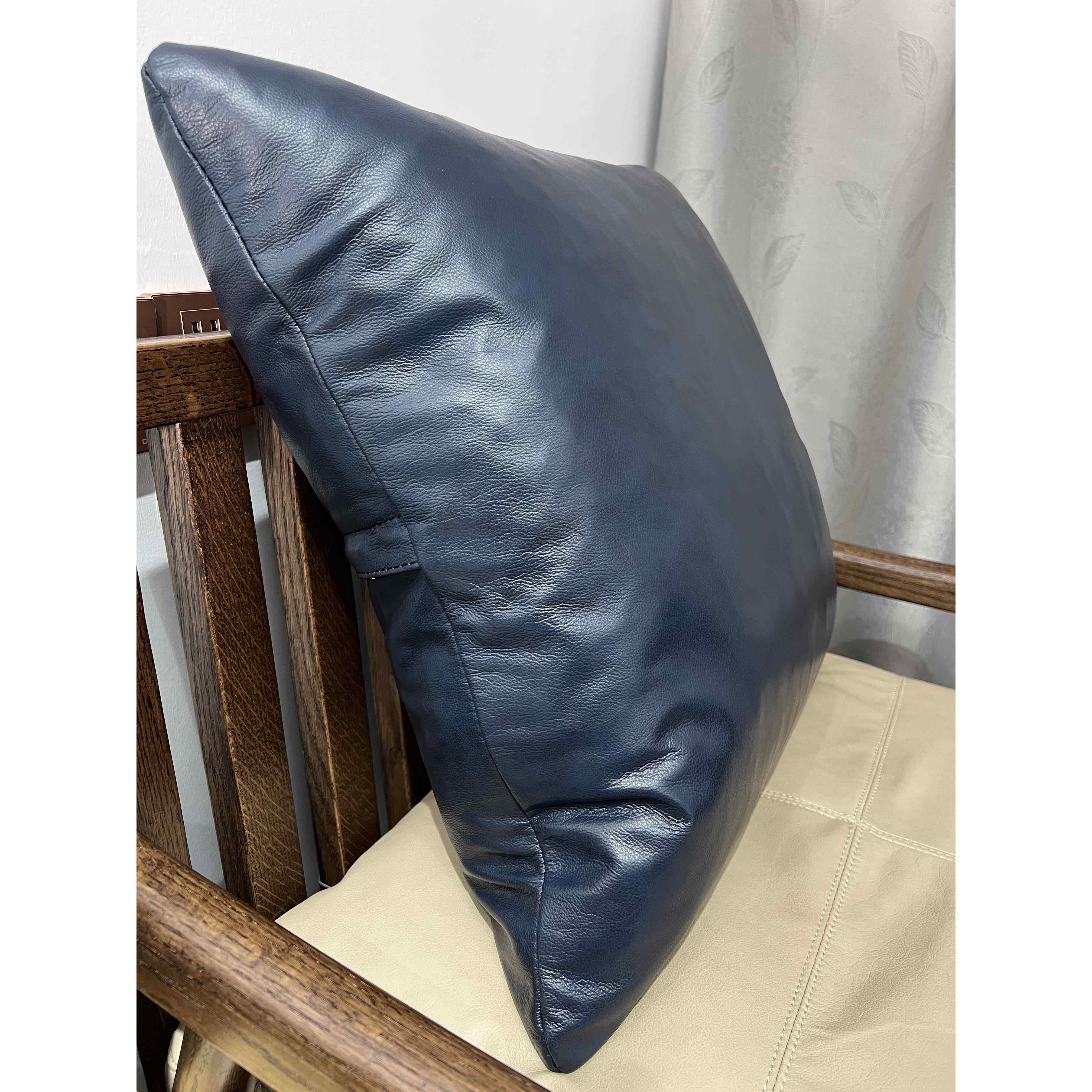 正品制定真皮枕抱礼品沙发靠枕客厅大抱抱枕套棕色头层牛皮枕腰靠