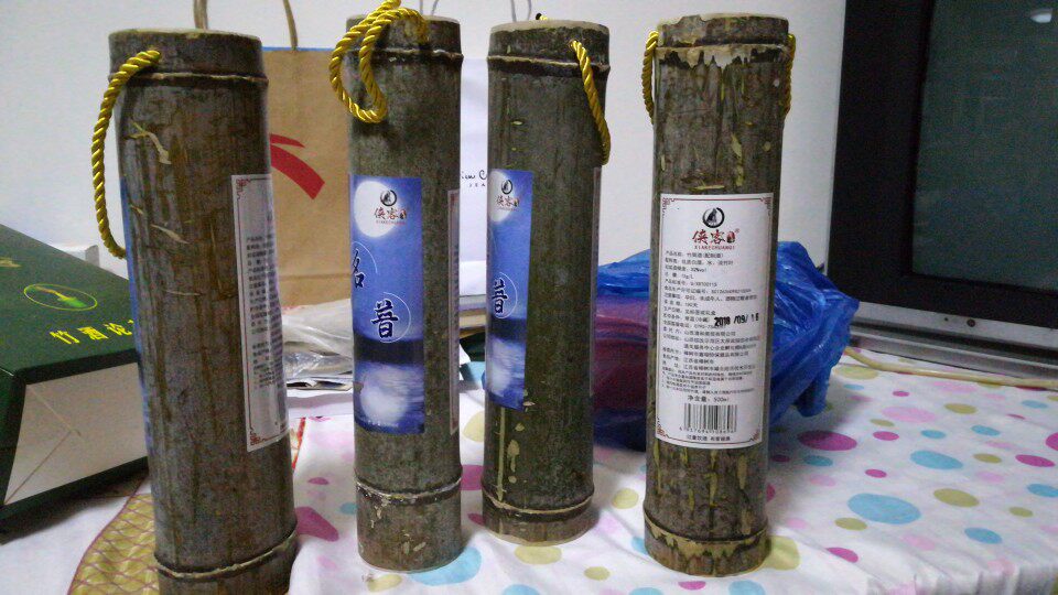 侠客传奇 李白 名普侠客竹筒酒 52度白酒 500ml 天猫优惠券折后￥12.8包邮（￥67.8-55）送开酒器