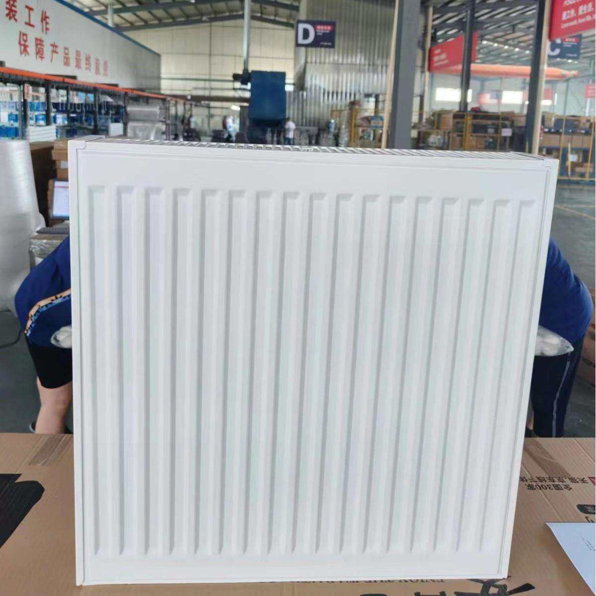 钢制板式散热器壁挂炉专用家用暖气片外贸工程现代简约供暖取暖器