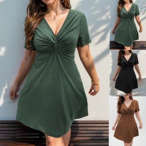 Women's plus size short sleeved collar dress