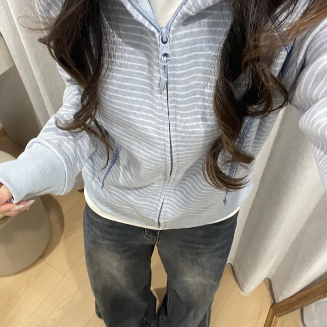 韩系撞色蓝条纹连帽开衫卫衣女春秋2026新款收腰运动小个子短外套