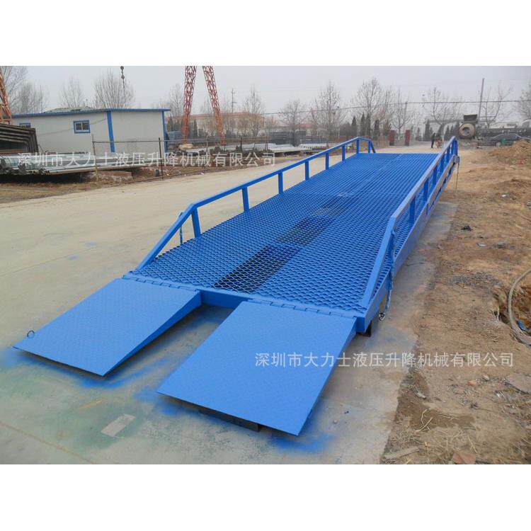 移动式登车桥起重装卸登车桥液压移动登车桥集装箱装卸