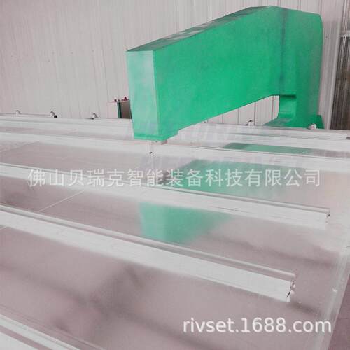 交通标志牌自动铆接机2米，2米标牌铆钉机标准机型